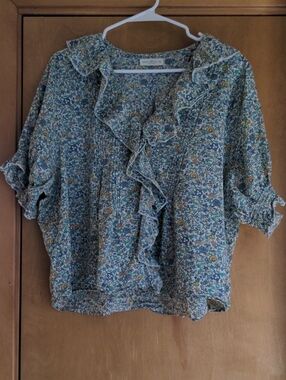 NATURAL LIFE Blue and Green Floral Ruffle Blouse